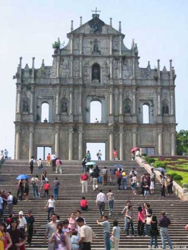 澳门大三巴一码一肖一特一中,完善实施计划_OSI34.694云端版