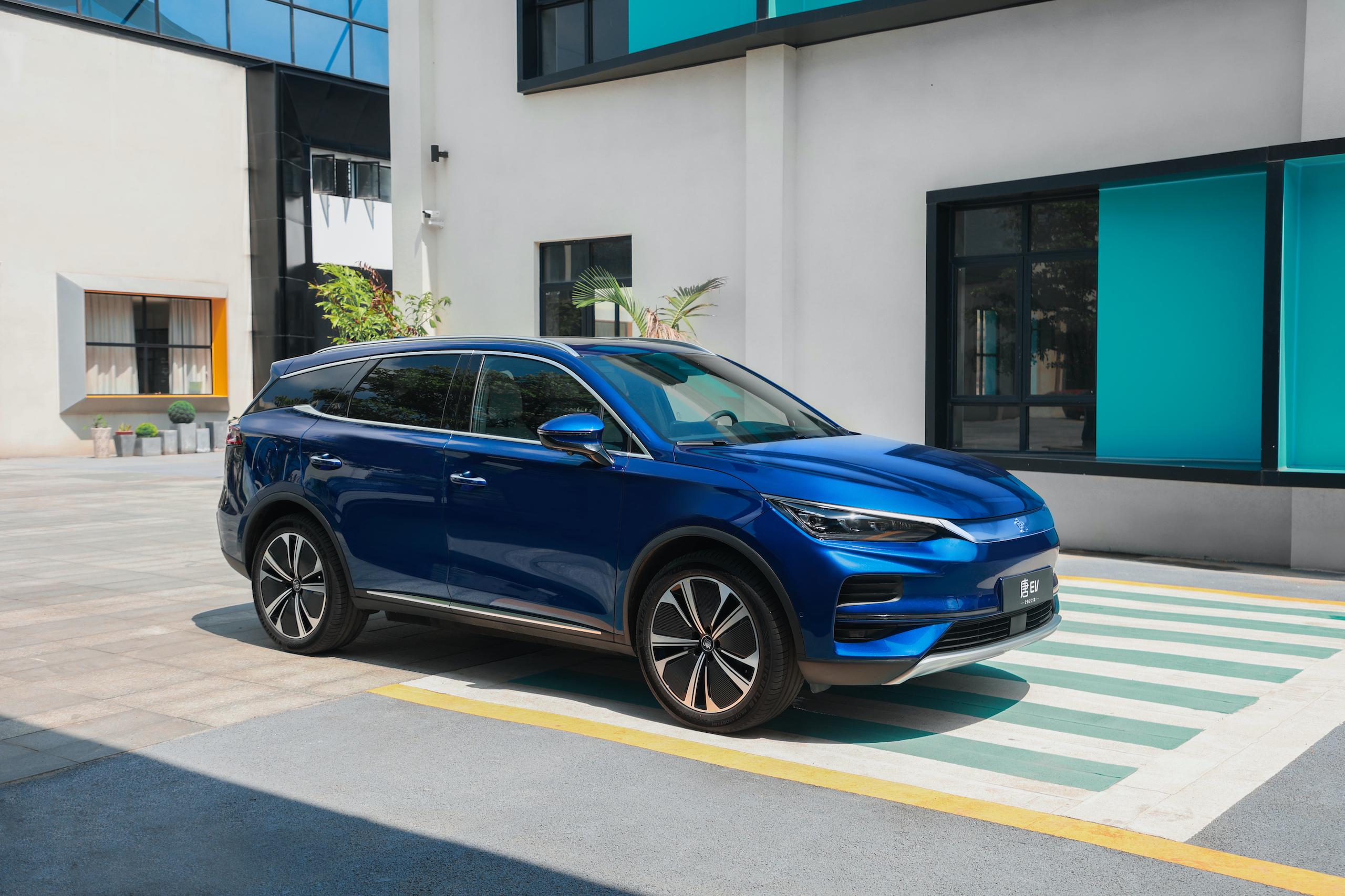 科技重塑爱情，爱我就别想太多，未来生活的高科技引领之路