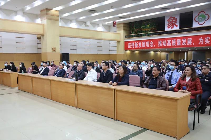 青岛最新抗疫科技产品，科技赋能重塑防线，体验青岛疫情防控新进展