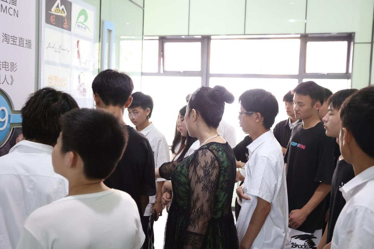 人才引进信息最新招聘,开启职业新篇章的大门