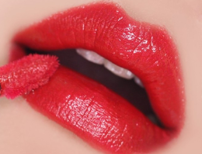 最新款唇釉推荐,时尚美妆必备之选