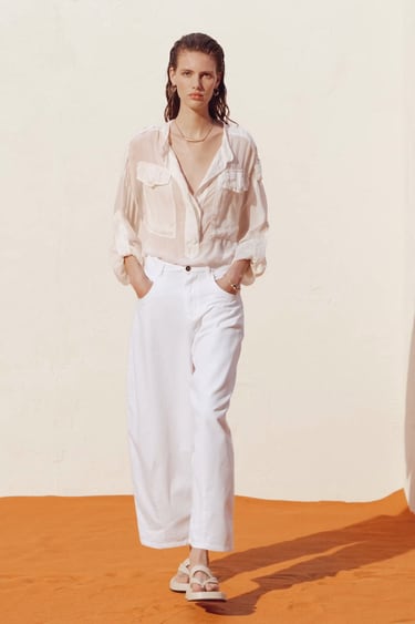 Zara最新款白衬衫，时尚界的纯净风尚之选