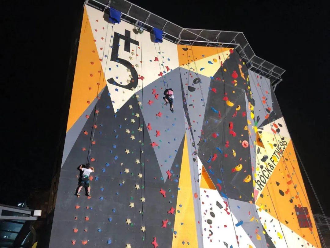 周新城最新动态,变化中的力量与学习带来的自信与成就感