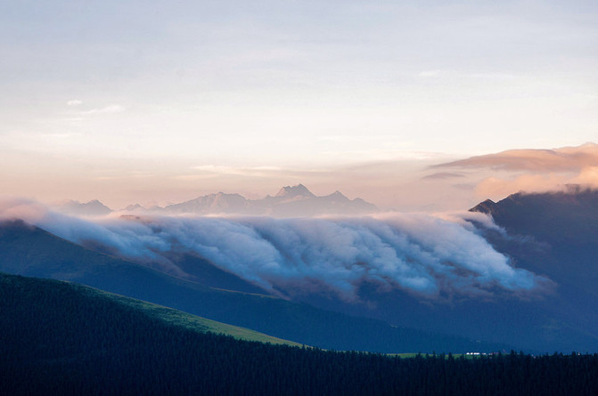 顾锦司厉霆最新,自然美景的轻松探索之旅