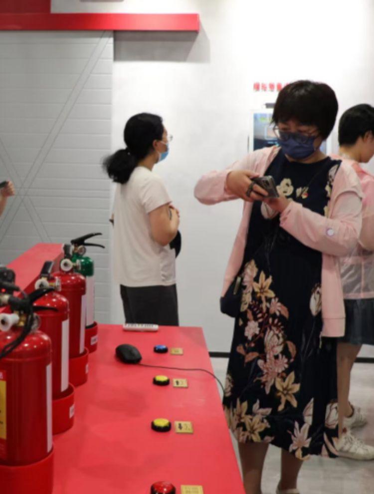 东北小巷独特风味背后的台风最新动态