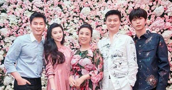 张柏芝两子最新动态，关注明星子女成长旅程的独家揭秘