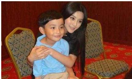 张柏芝两子最新动态,关注明星子女成长旅程的独家揭秘