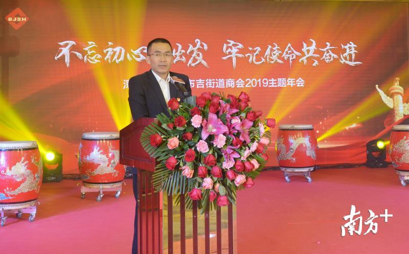 华为儿童智能手表最新动态，日常趣事与情感连接的纽带