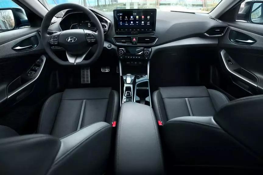 日产轩逸最新版,时代典范,优雅与力量的完美融合