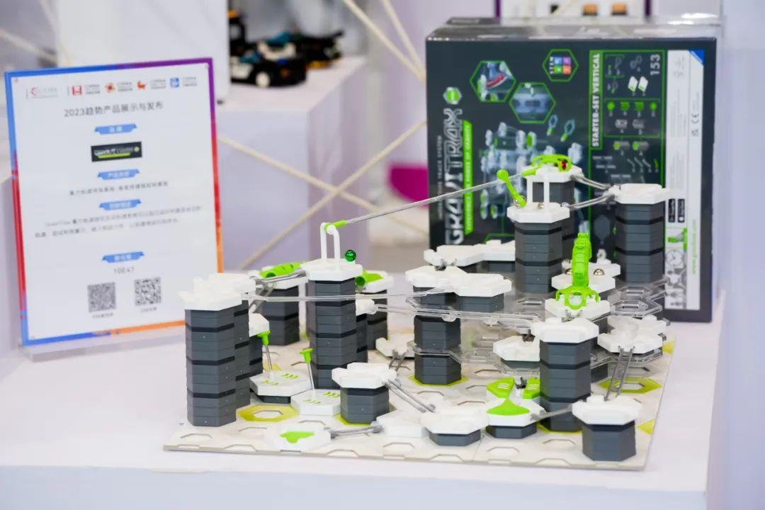 香港三期必开一期,专家意见法案_ORT23.876交互式版