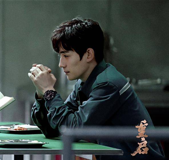 朱一龙生图最新,自然美景的轻松探索之旅