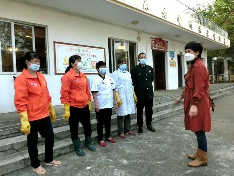 新冠肺炎最新病例，小城抗疫日常与友情的坚守