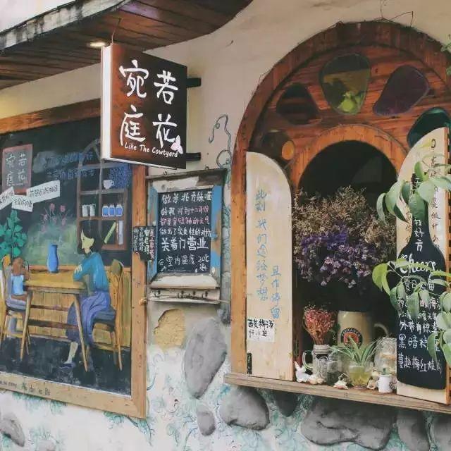 揭秘美国总统选情下的隐秘巷弄，一家特色小店的独特魅力揭晓