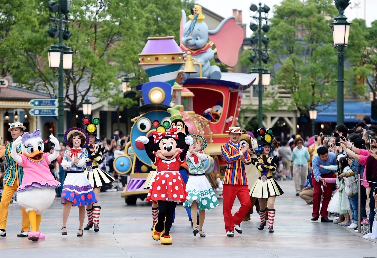 上海迪士尼玩偶最新款,巷弄深处的梦幻乐园奇缘