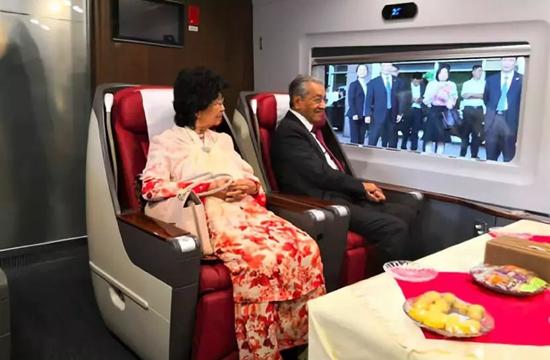 今晚上一特中马澳门,全面设计实施_LGF85.686本地版