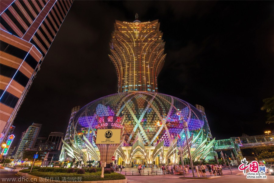 新澳门三期必开一期,数据解析引导_EWT94.319DIY版