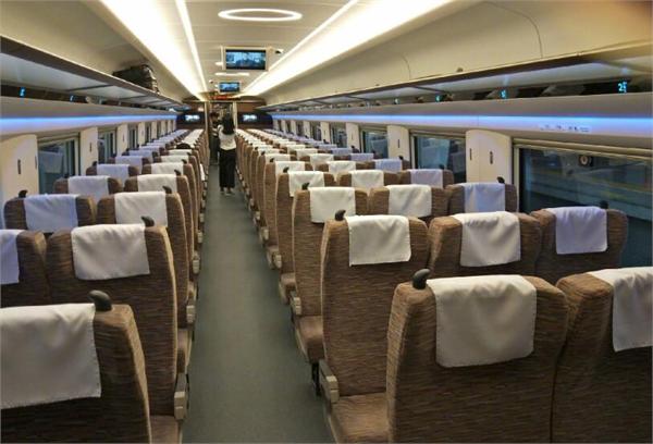 高铁最新复兴号，驶向未来的速度与激情之旅