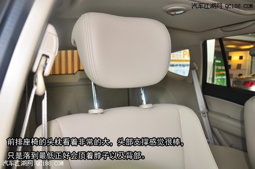 最新荣威W5探索,巷弄深处的特色小店,尽享别样美好