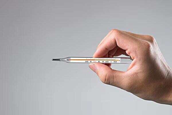 最新型体温计，小巷深处的健康宝藏探寻