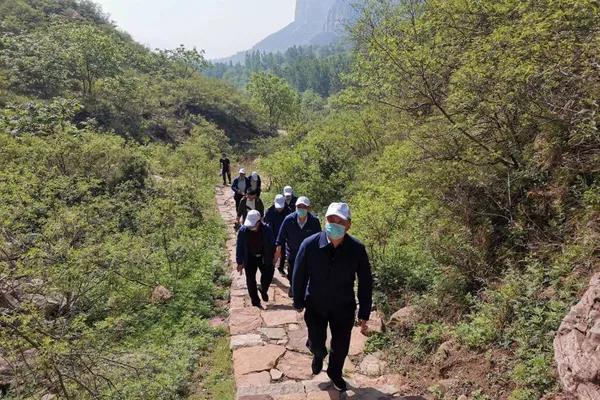 政法整顿最新动态,自然美景中的探索之旅