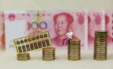 新澳资料免费精准期期准,全面实施策略设计_程序版OYR74.841