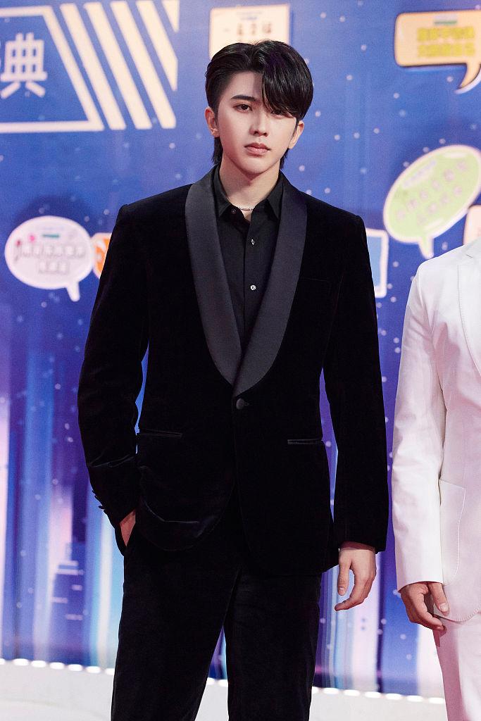 蔡徐坤最新快本，音乐、舞台与综艺的完美融合