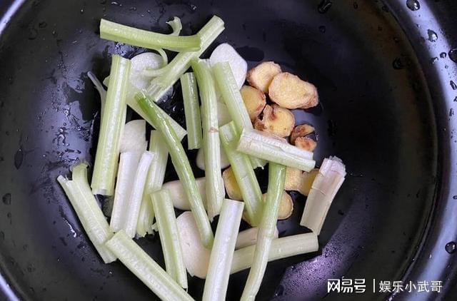 二四六天下彩944cc赢彩,精细定义探讨_网页款22.660-9