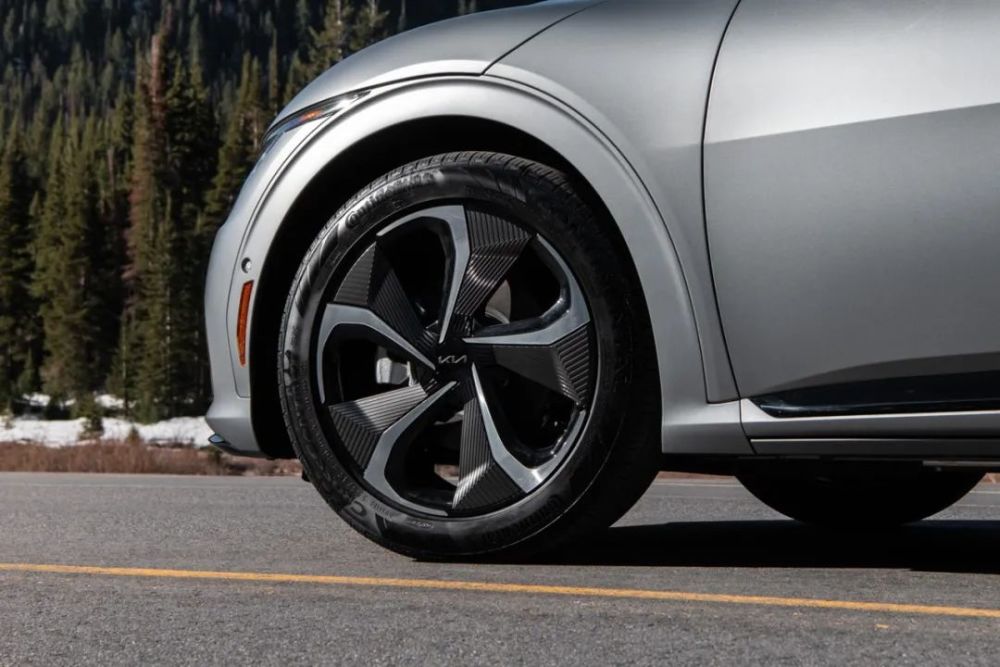 2024年澳门特马今晚,深层设计解析策略_专业款1.135-4