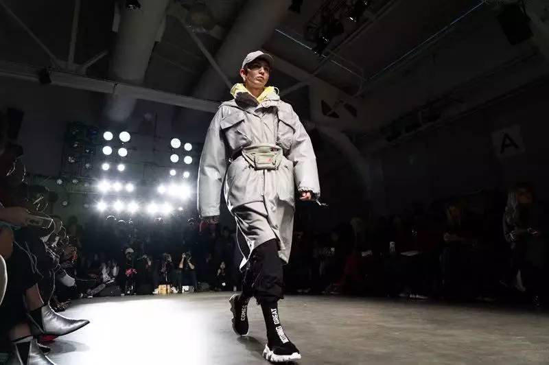 Off关钟鹏直播最新探索自然美景的治愈之旅首播回顾