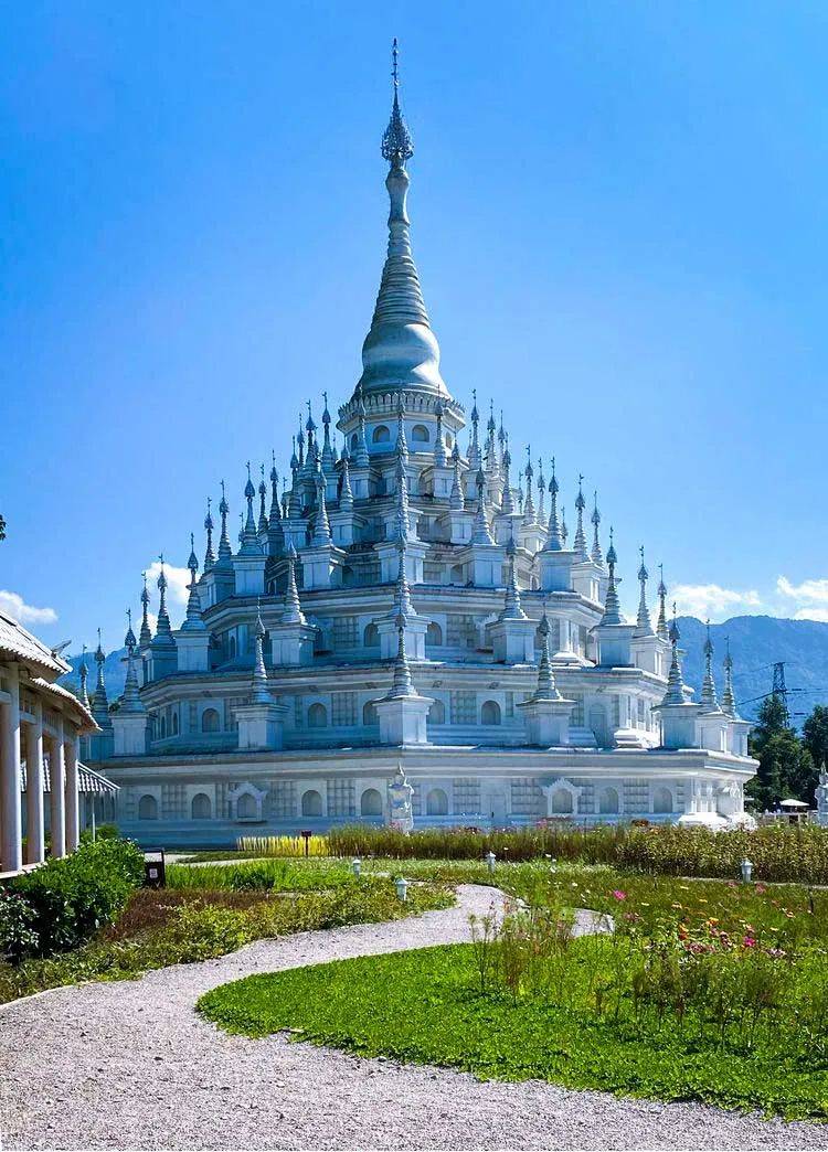 张慧宇最新任免，探访小巷美食宝藏的旅程