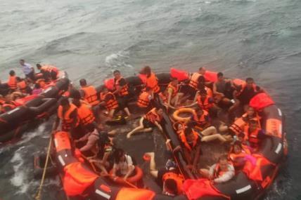 泰国沉船事故最新进展，探索自然美景的旅途遭遇变故