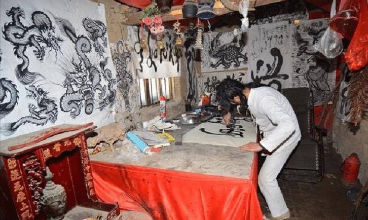 山东墨龙最新事件与小巷独特风味探秘揭秘