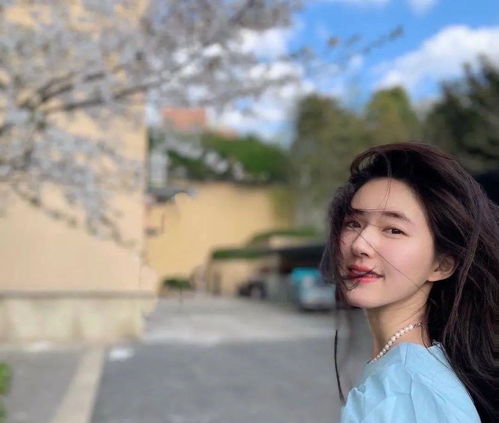 赵露思吴磊最新探索之旅,自然美景的沉浸式体验