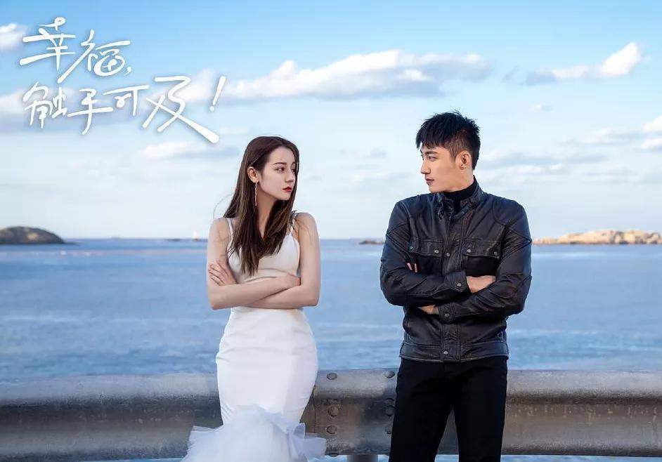 揭秘张艺兴最新科技利器，未来生活触手可及，科技魅力无限放大！