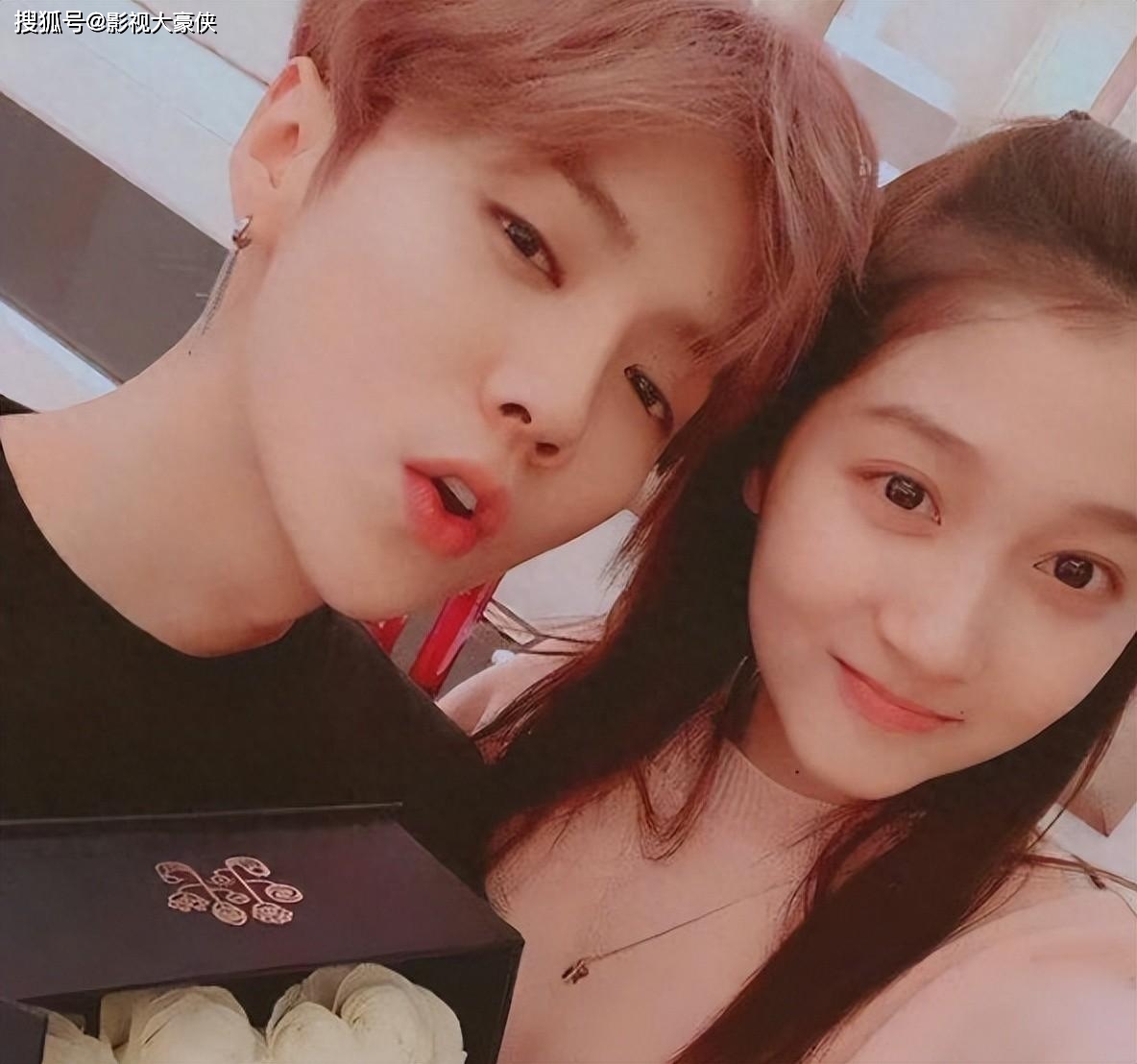 鹿晗关晓彤星光之恋,甜蜜绽放小红书