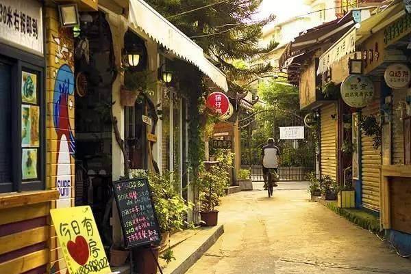 邦康小巷中的独特魅力，特色小店最新消息揭秘