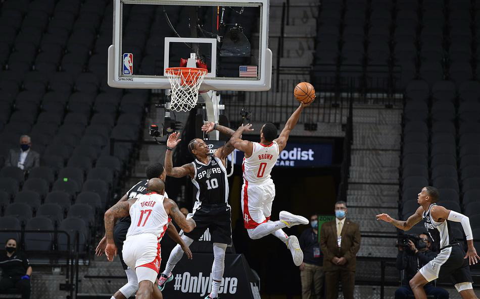 火箭队最新交易战报，跟随自然美景的旅行，探寻内心宁静与力量之源