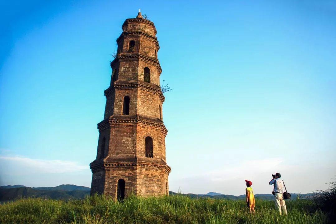 华为最新款麒麟芯片,华为最新款麒麟芯片，小巷深处的科技秘境