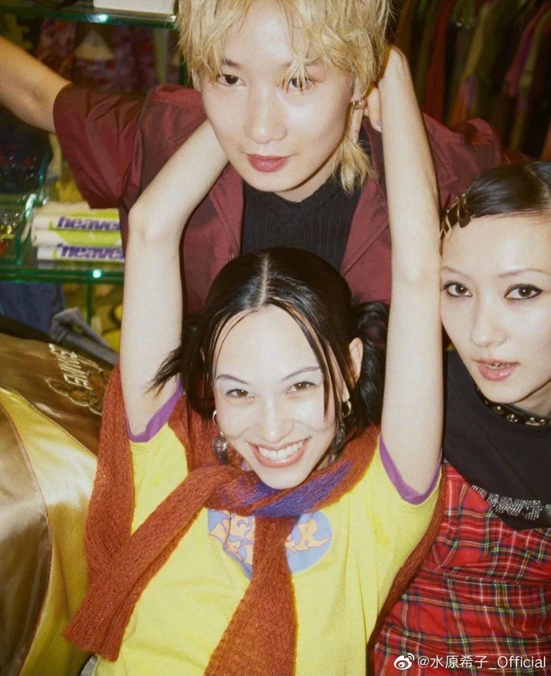 华为折叠手机最新款,励志蜕变与自信的折叠之旅