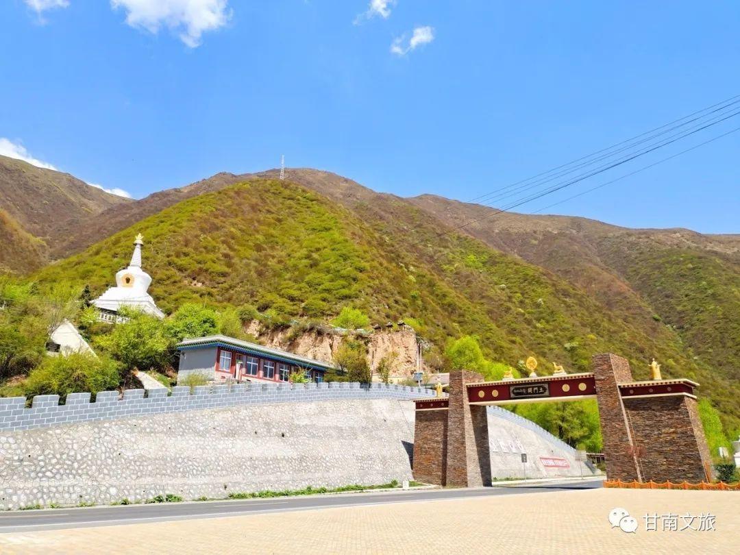 二月最新日历,自然美景探寻之旅启程时刻!