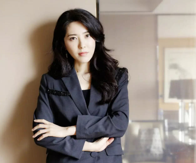 曾黎的最新电视剧,曾黎的最新电视剧，时代之光下的璀璨篇章