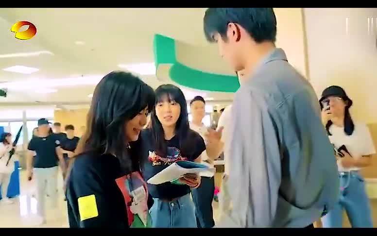 以家人之名最新花絮揭秘,详细步骤指南与幕后花絮探究