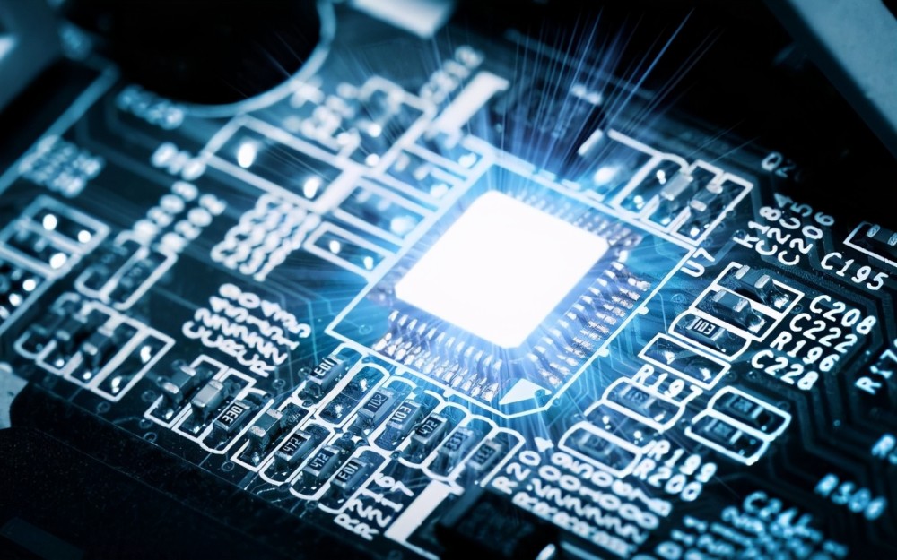 全球芯片最新动态,技术革新与人生励志之旅