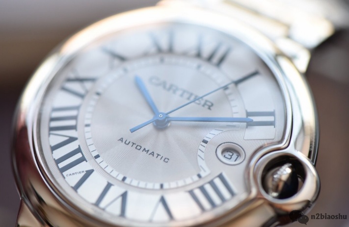 卡地亚蓝色气球最新款,自然美景的轻松探索之旅