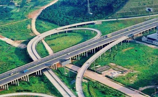 京昆高速最新通告发布,关注交通动态,掌握最新信息