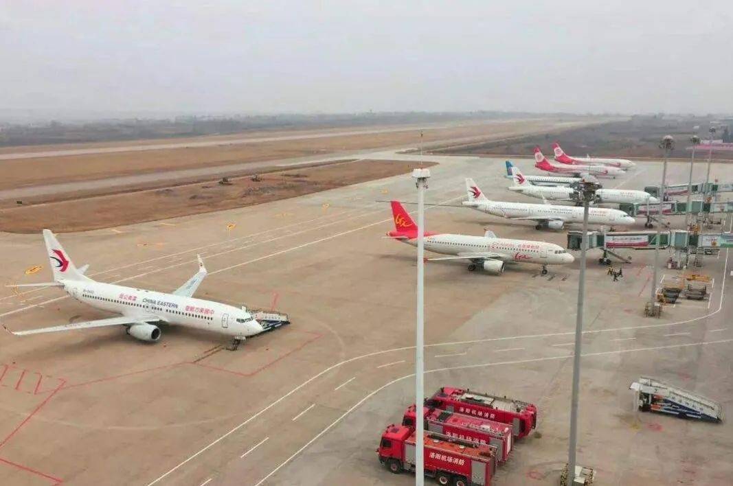 新县机场最新动态,航空情怀与美食探索之旅开启