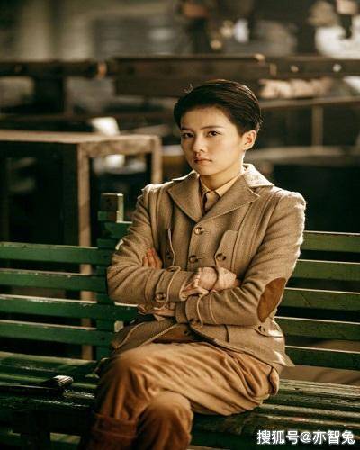 烈火军校演员英勇演绎热血青春