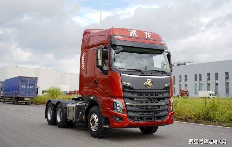 最新款牵引车,推动策略优化_轻奢版94.370