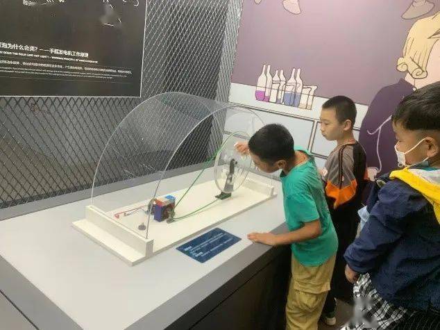 林良铭最新科技产品引领未来生活潮流,展现创新力量