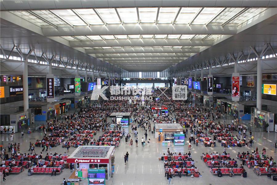 上海东站最新动态,变化中的学习之旅,铸就自信与成就感的源泉